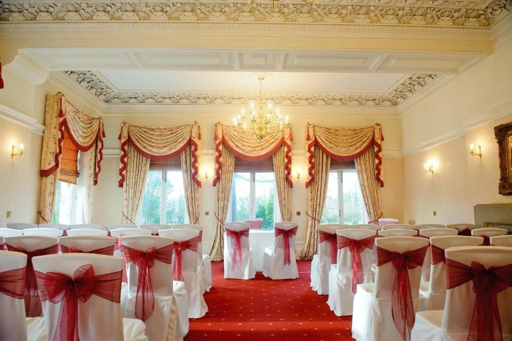 Farington Lodge Hotel Preston  Exteriör bild