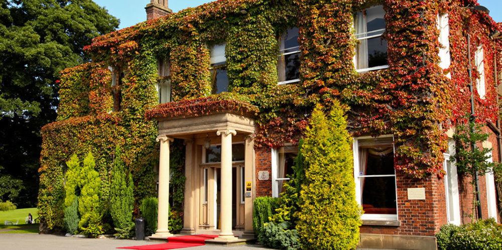 Farington Lodge Hotel Preston  Exteriör bild