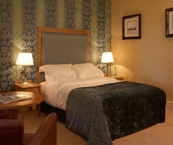 Farington Lodge Hotel Preston  Exteriör bild